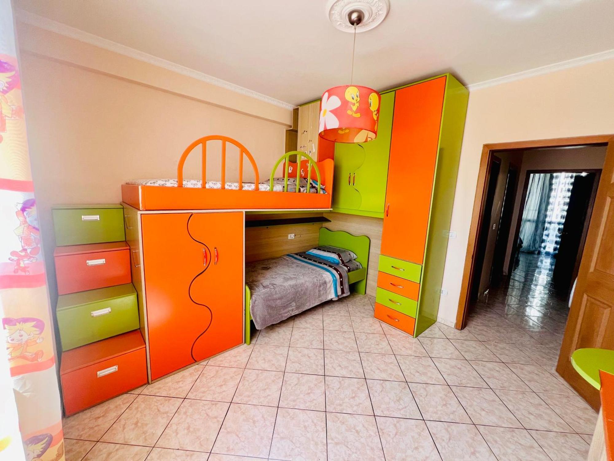 Lovely 3-Bedroom Rental Unit In Durrës Kültér fotó