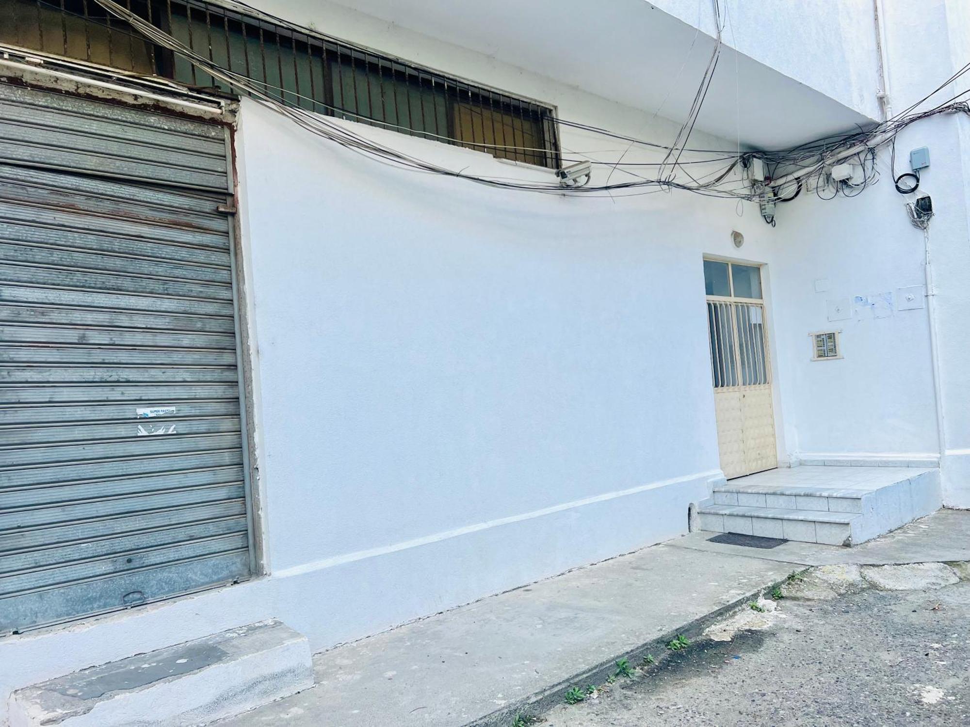 Lovely 3-Bedroom Rental Unit In Durrës Kültér fotó